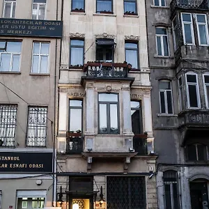 https://peradays.istanbul-turkeyhotels.com