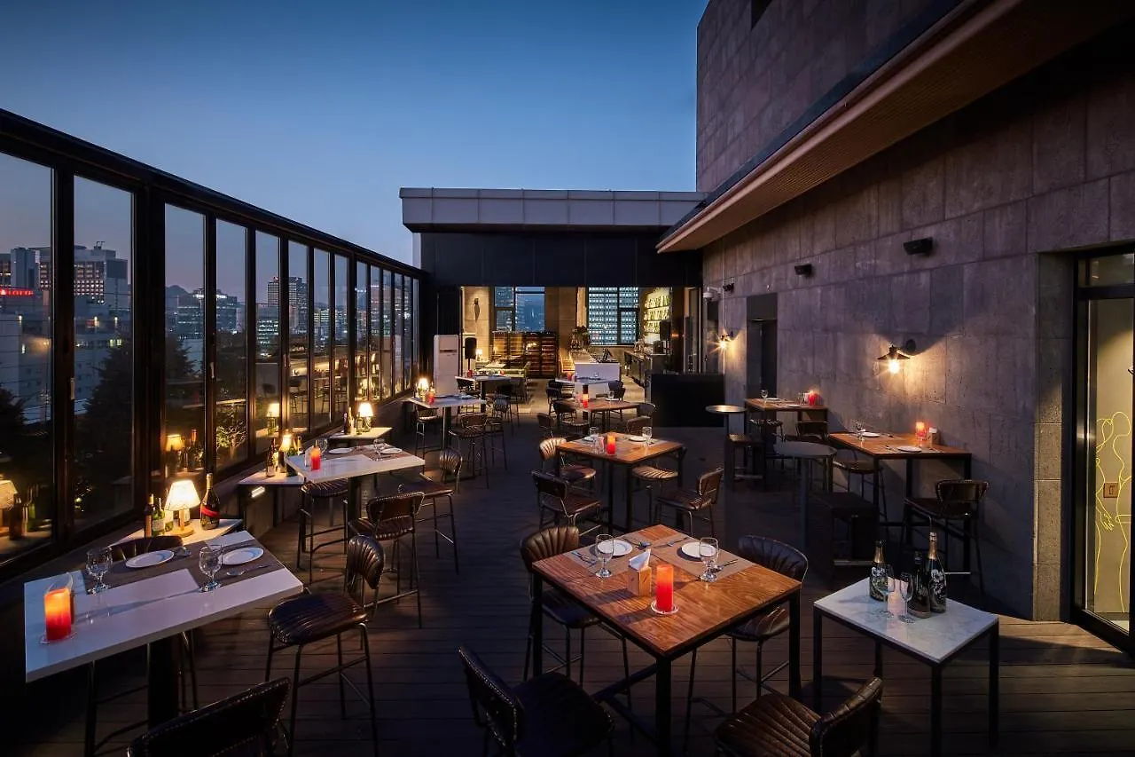 Hotel L7 Myeongdong By Lotte Seúl